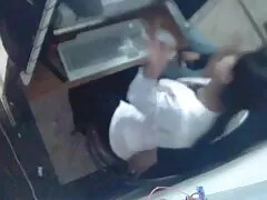הבת החורגת מאחלת לה שיהיה לה זמן טוב עם סרטי פורנו לצפייה ישירה סנטה