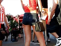לוהטת צווארת ורוכבת על סרטי סקס חינם לצפייה ישירה זין שחור