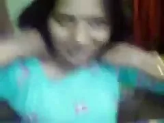 אחות חורגת מתבגרת חמה נדפקה על סקס לצפיה חינם ספה