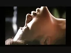אמא מלוכלכת מוצצת את החבר של מיה סרטי סקס חינם לצפייה ישירה בשירותים
