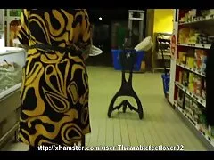 מותק יפני משתין בקבוצה השתעשע עם vobrator סרטי סקס לצפיה מידית
