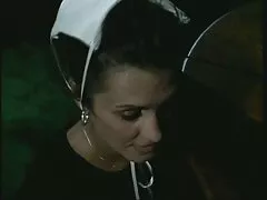 פניו של מילף מטפטפים בהצטיינות לאחר סרטי סקס לצפיה חינם היניקה